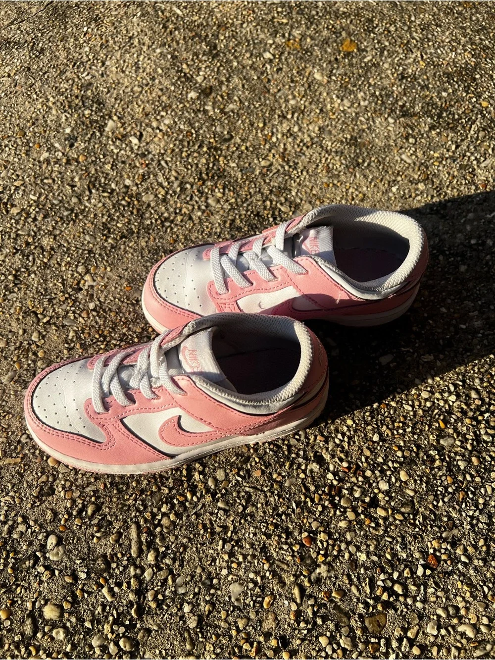 Kids Pink and White Toddler Dunks (10)